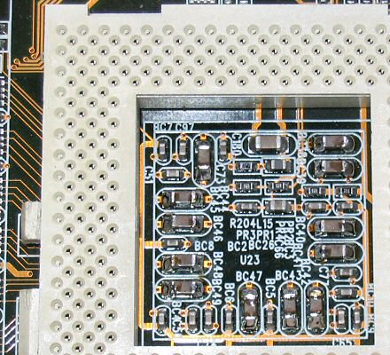 Abit BX133-Raid ceramic decoupling