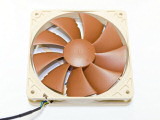 vtrk Noctua NF-P12 PWM - top